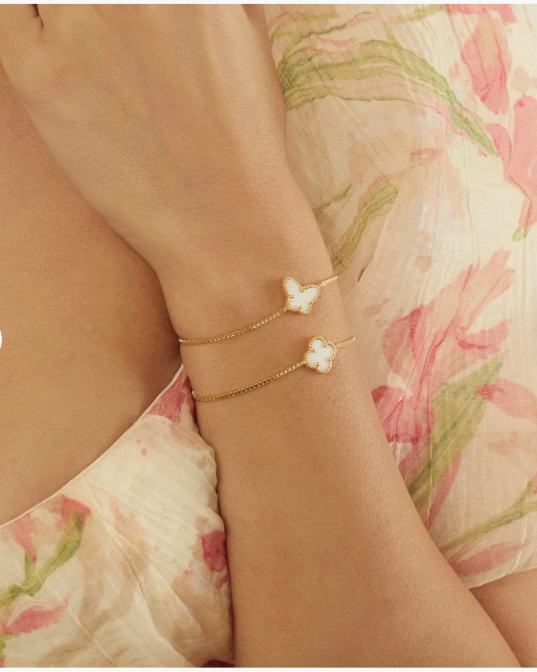 Mother of Pearl Clover Adjustable Bracelet