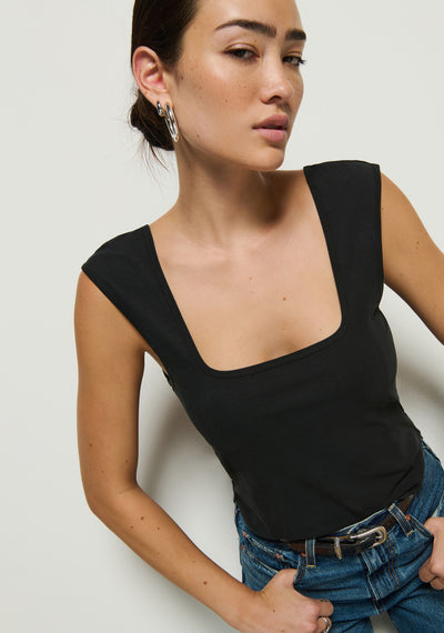 GEMI TOP IN JET BLACK