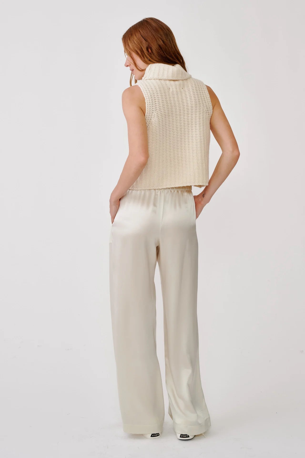 Saige Cropped Cashmere Turtleneck