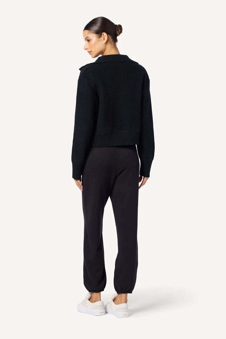 TINSLEY HALF ZIP PULLOVER IN BLACK