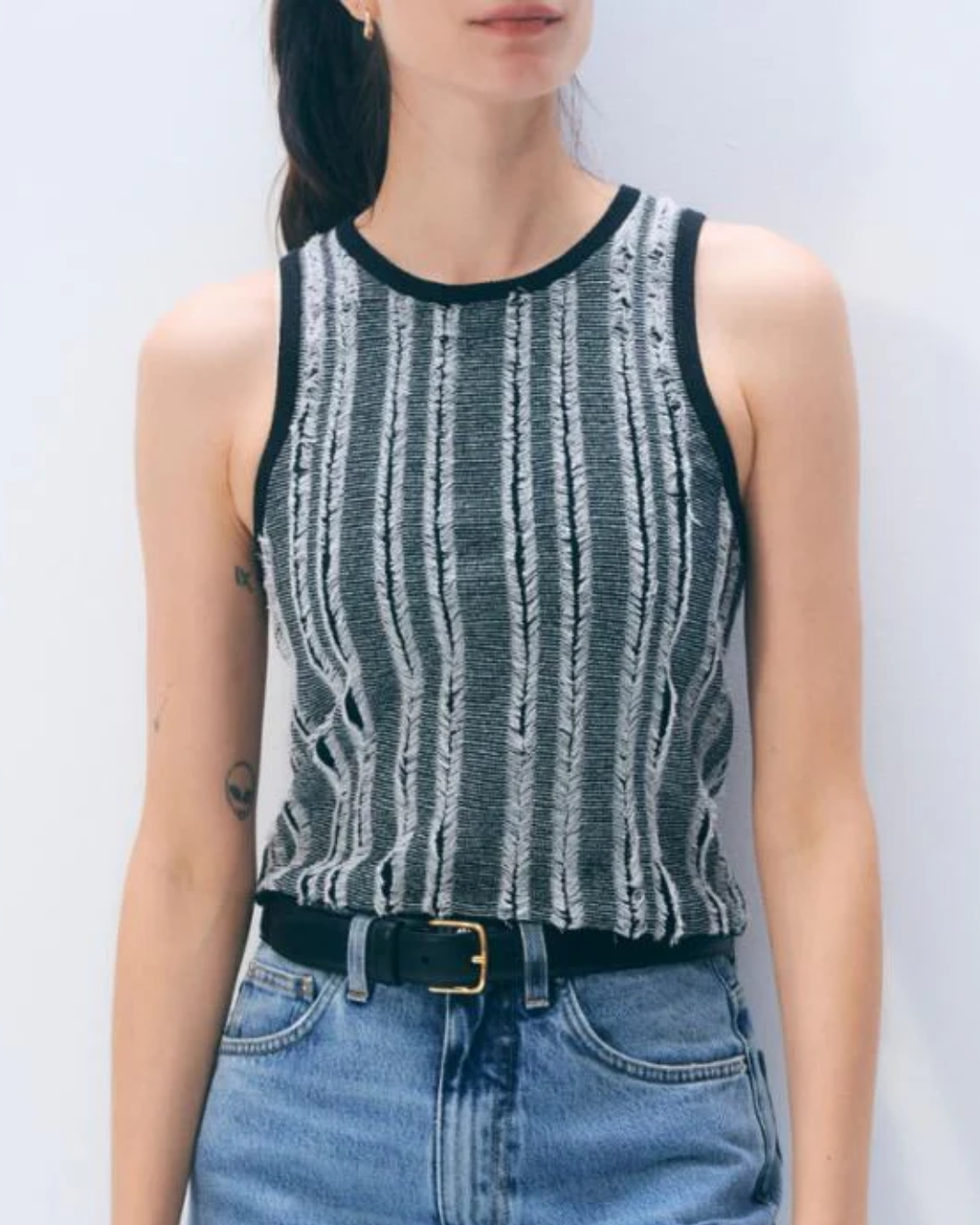 White & Warren LINEN BLEND TEXTURED TOP at Romi Boutique