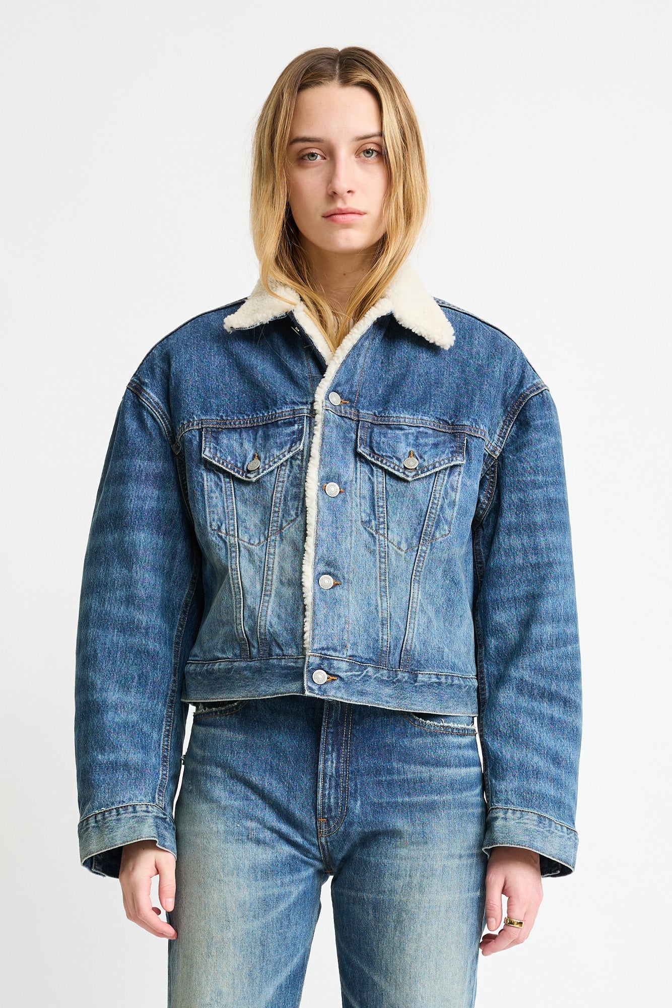 IRIS BOXY TRUCKER JACKET IN FENMORE BLUE W/ SHERPA LINING - Romi Boutique
