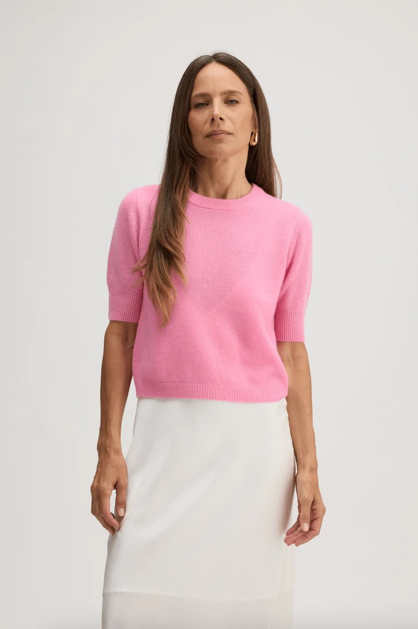 W.Cashmere Celina Short Sleeves Sweater at Romi Boutique