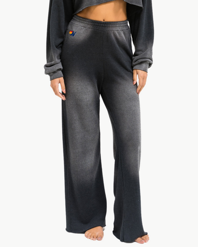 ESSENTIAL WOMENS WIDE LEG POCKET SWEATPANT IN FADED SMOKE