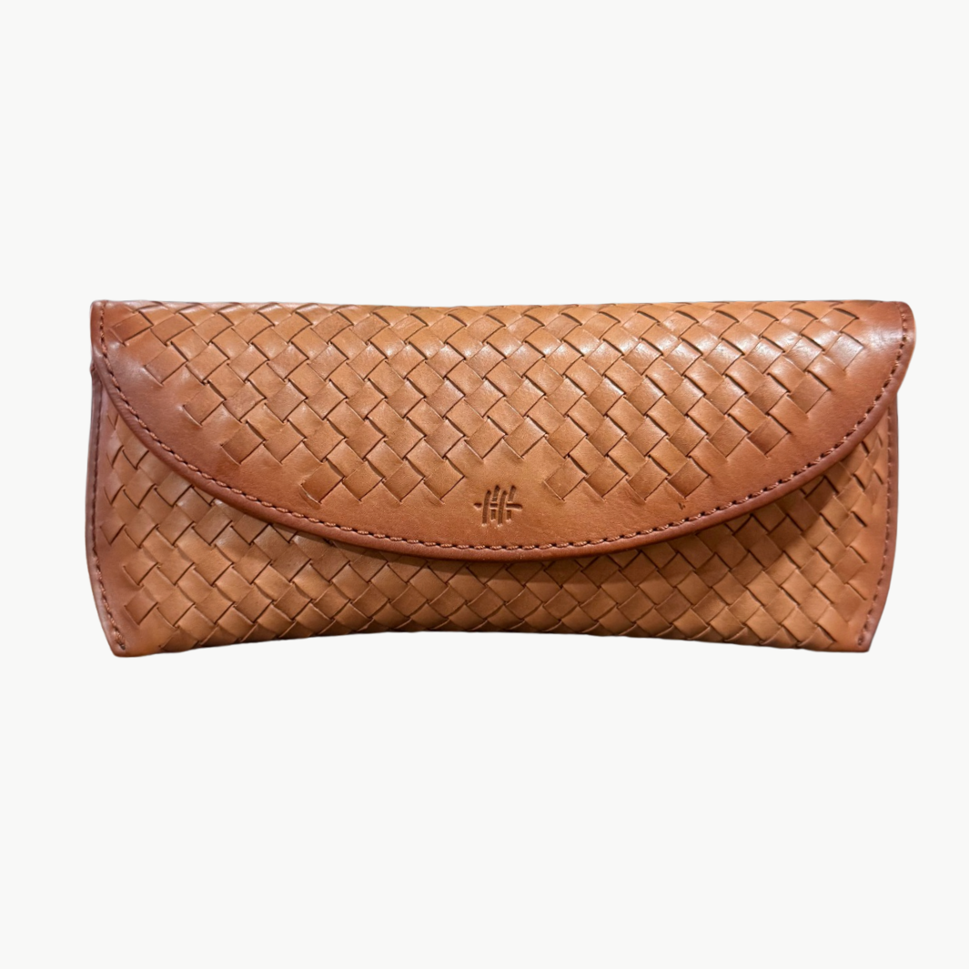 EYEGLASS HOLDER IN TAN - Romi Boutique
