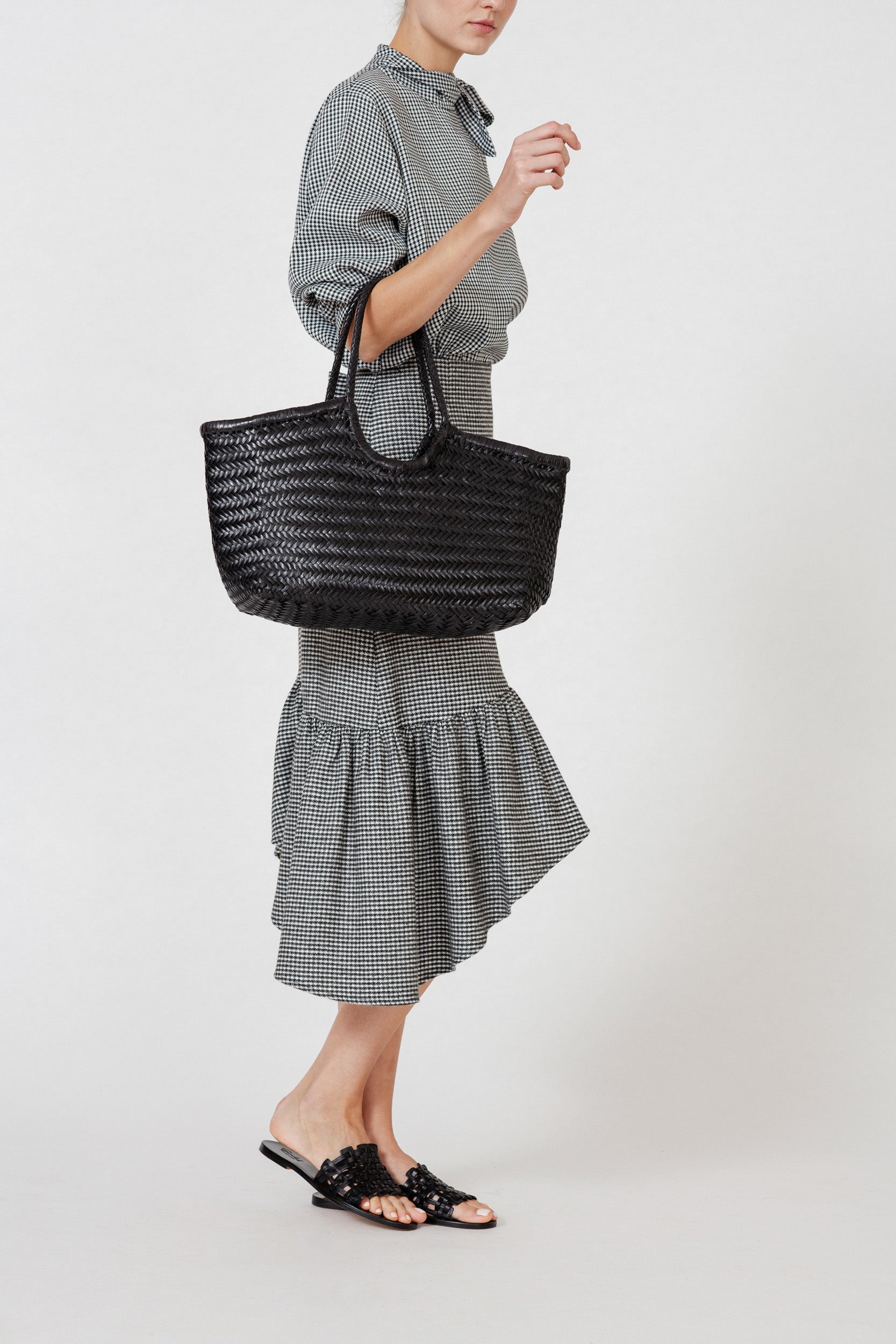 NANTUCKET BASKET BIG IN BLACK - Romi Boutique