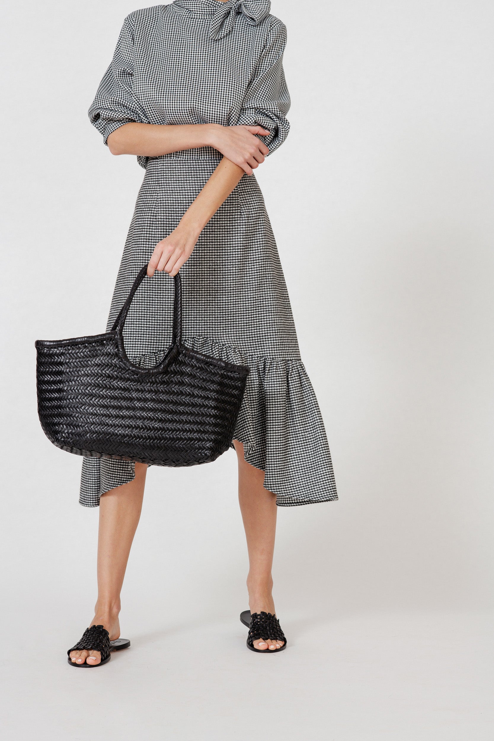 NANTUCKET BASKET BIG IN BLACK - Romi Boutique