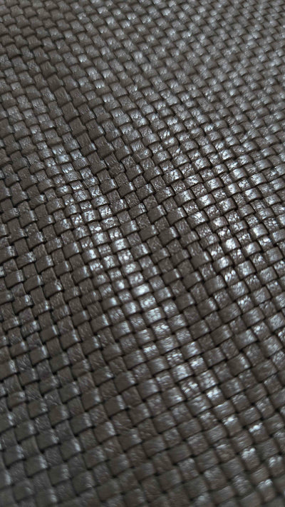 CHECK TOTE IN GREY
