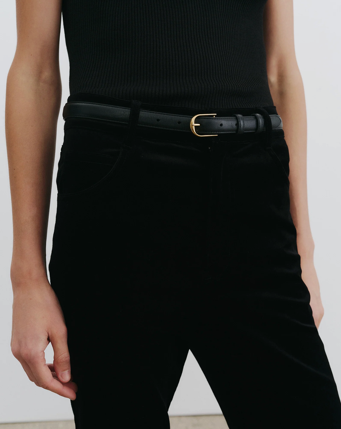 JOAN VELVET PANT IN BLACK - Romi Boutique