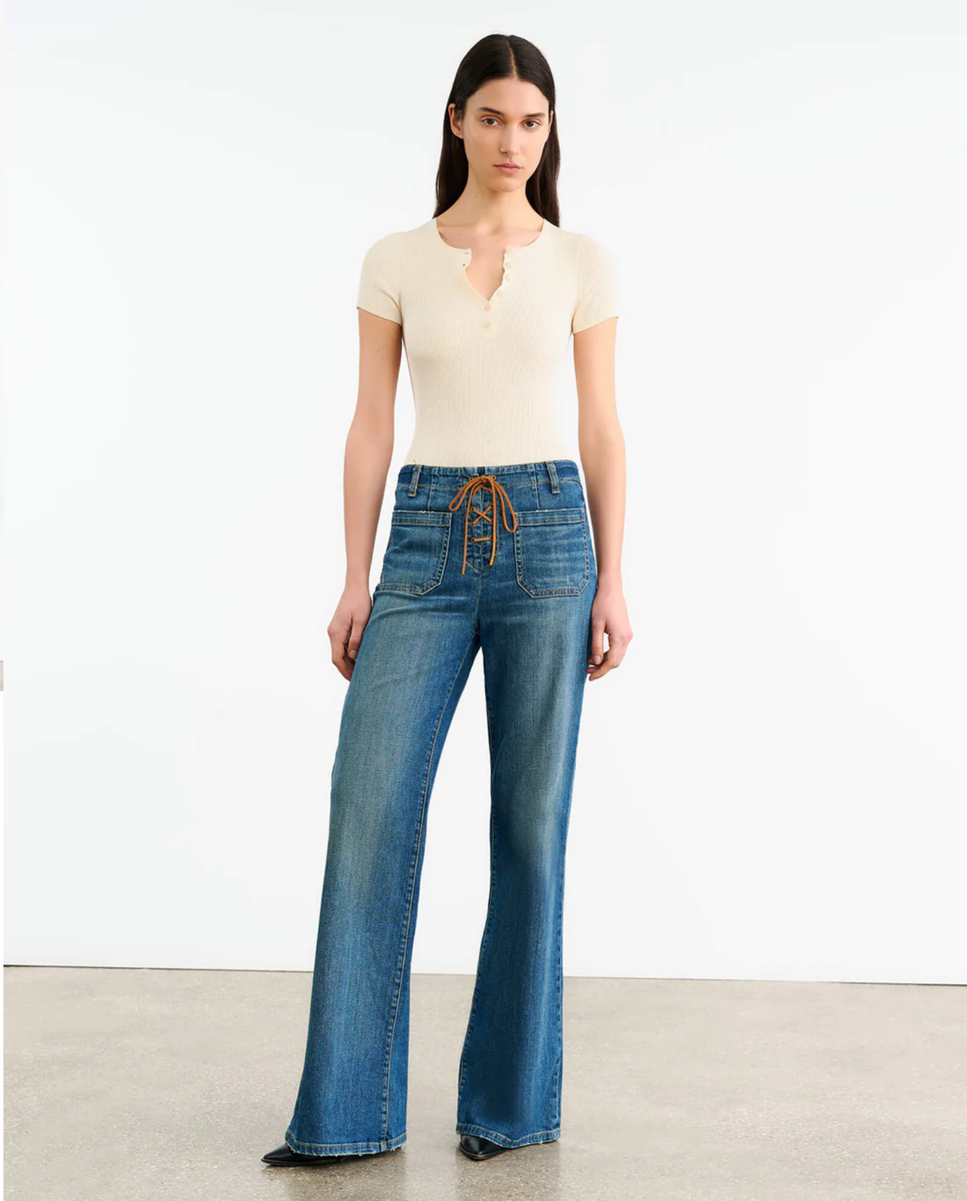FLORENCE LACE UP JEAN IN CLASSIC WASH