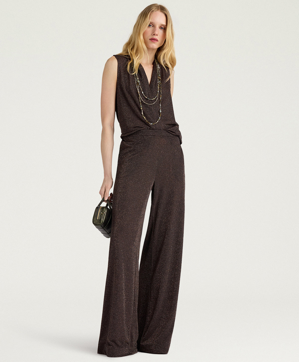 Kiri Bis Wide-Shoulder Sleeveless Top