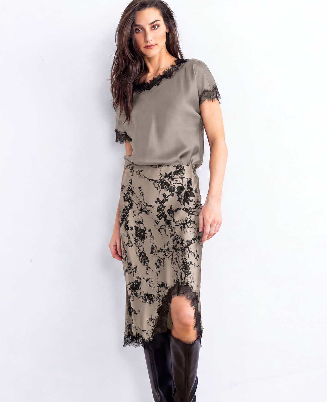 Go Lacey Le Skirt Printed