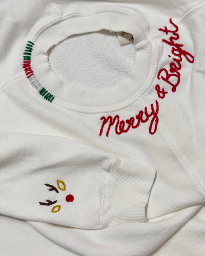 MERRY & BRIGHT REINDEER CREW SWEATSHIRT IN WHITE/RED
