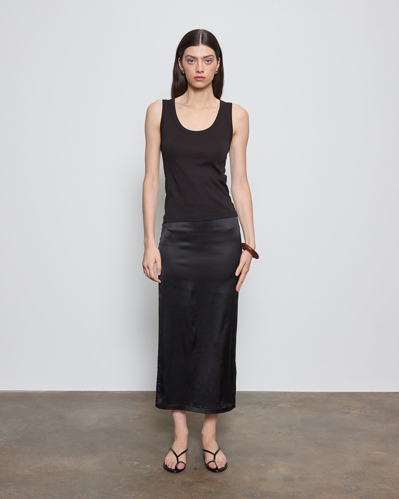 SUPIMA BABY RIB TANK IN BLACK - Romi Boutique