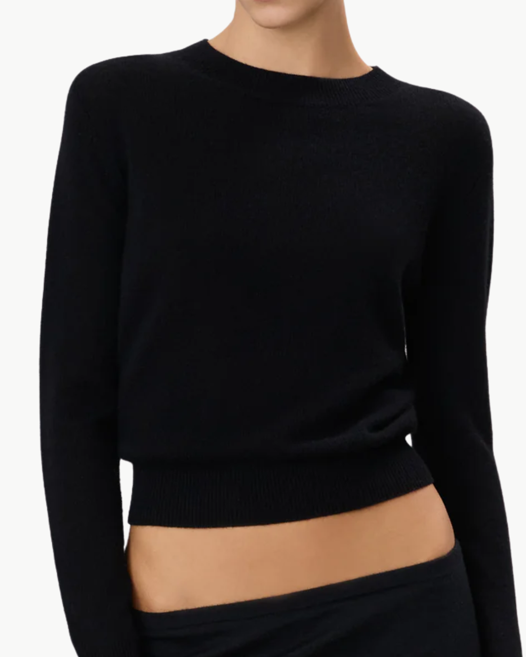 FRANCIS SWEATER IN BLACK - Romi Boutique