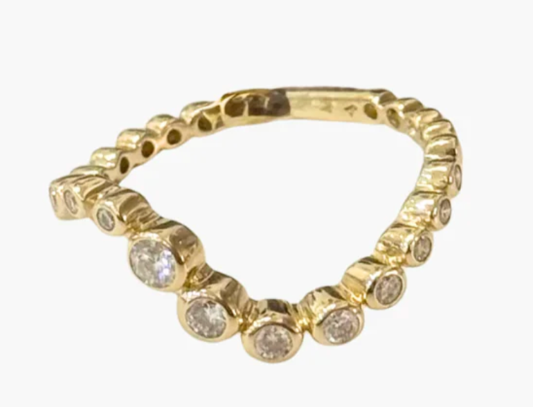 Lumilla Curvy Diamond Band at Romi Boutique