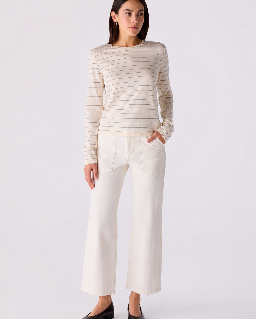 Amo Drew Long Sleeve Tee at Romi Boutique