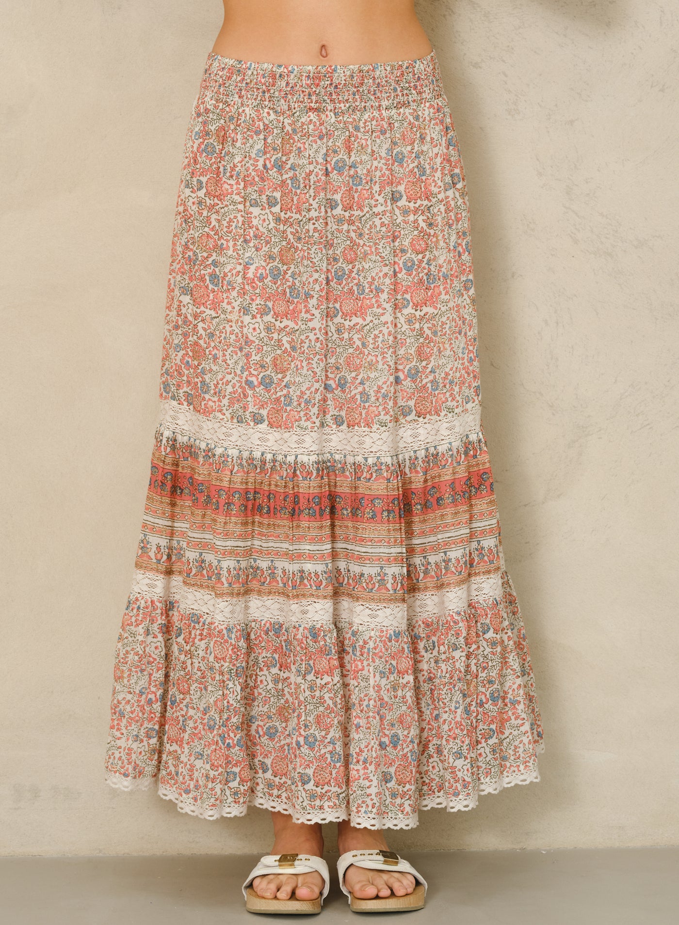 CASS PRINT MAXI SKIRT IN CORAL