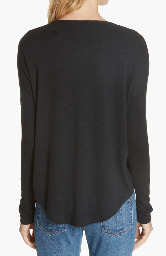 THE LONG SLEEVE KNIT VEE IN BLACK