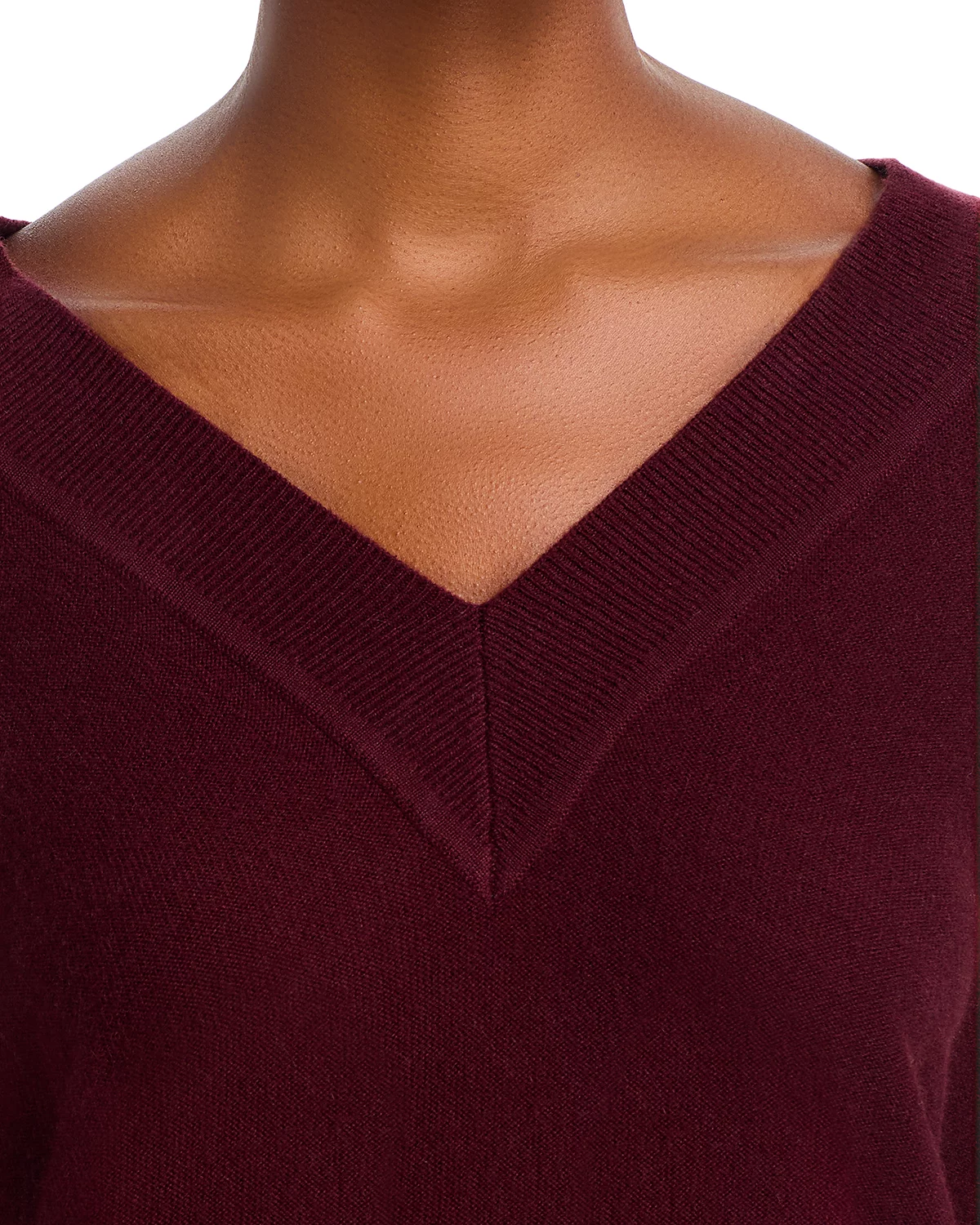 COLETA V-NECK CASHMERE SWEATER IN DARK CURRANT - Romi Boutique