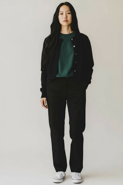 CROPPED CARDIGAN IN BLACK