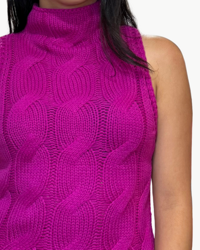 SALVIA SLEEVELESS CASHMERE CABLE TURTLENECK IN MAGENTA