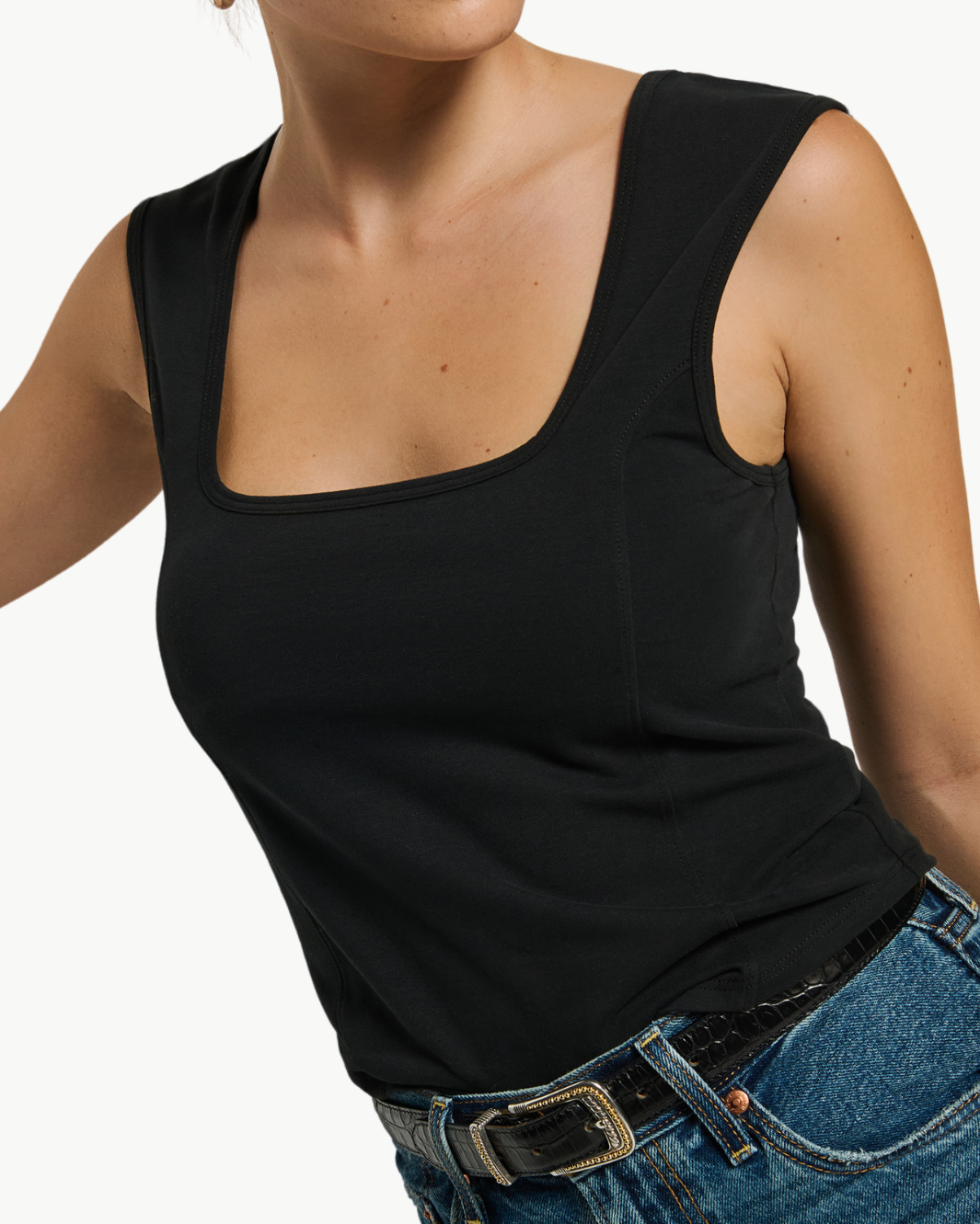 GEMI TOP IN JET BLACK