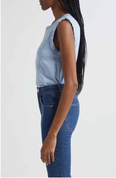 DREE MUSCLE TEE IN BLUEBELL