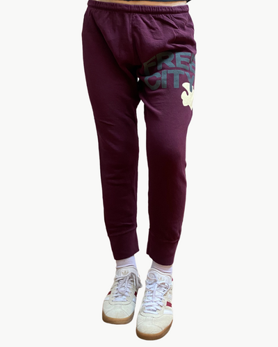 3/4 SWEATPANTS IN EGGPLANT