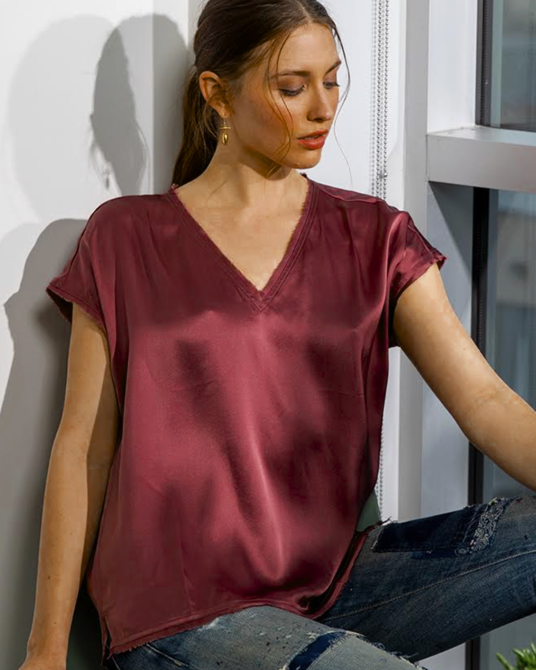 GO RAW REVISITED TEE LUXE IN BURGUNDY - Romi Boutique
