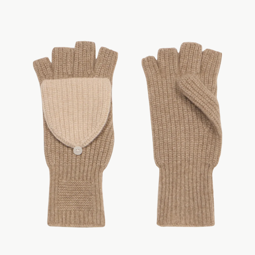 GUEST IN RESIDENCE THE MITTS