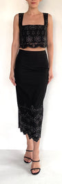FITTED MIDI SKIRT IN BLACK - Romi Boutique