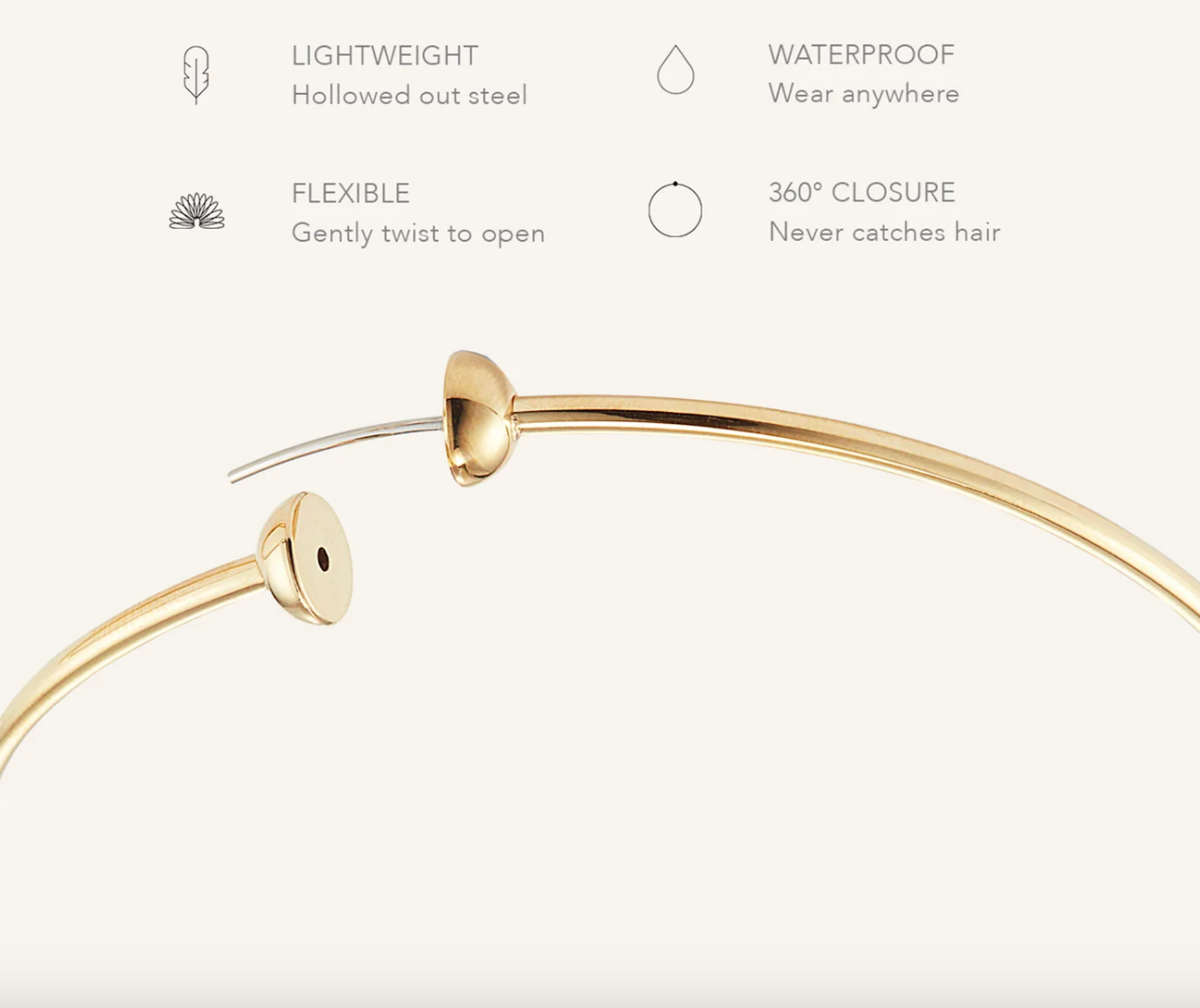 ICON HOOPS SMALL IN GOLD - Romi Boutique