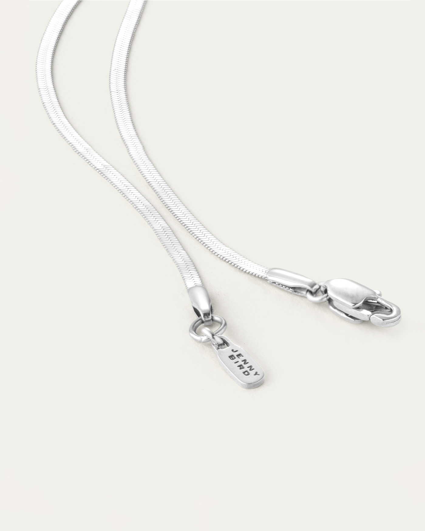 ZEINA SLIM CHAIN IN PLATINUM - Romi Boutique
