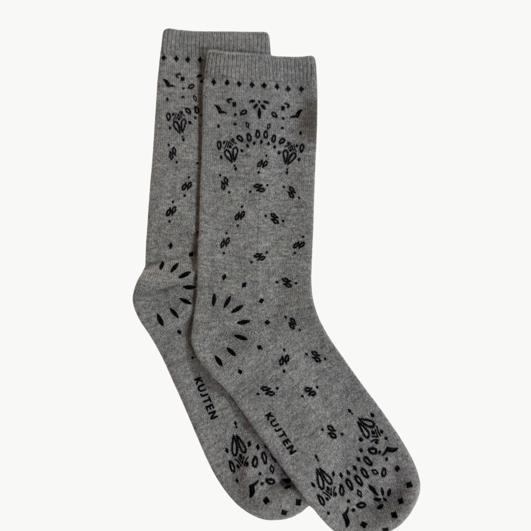 SIG BANDANA SOCKS IN GRIS CHINE by Kujten - Romi Boutique