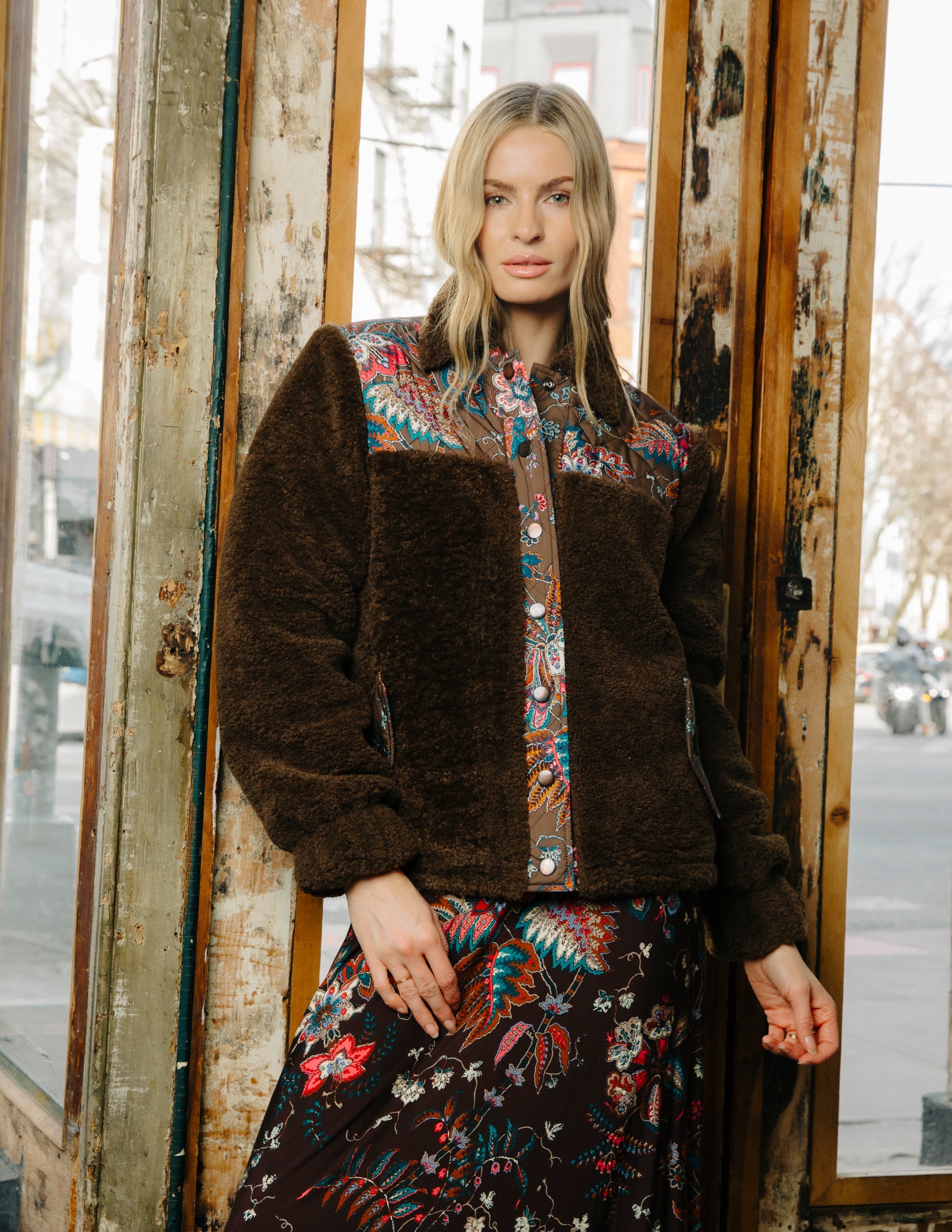 FINLEY SHERPA JACKET IN CHARLOTTE FLORAL PRINT - Romi Boutique