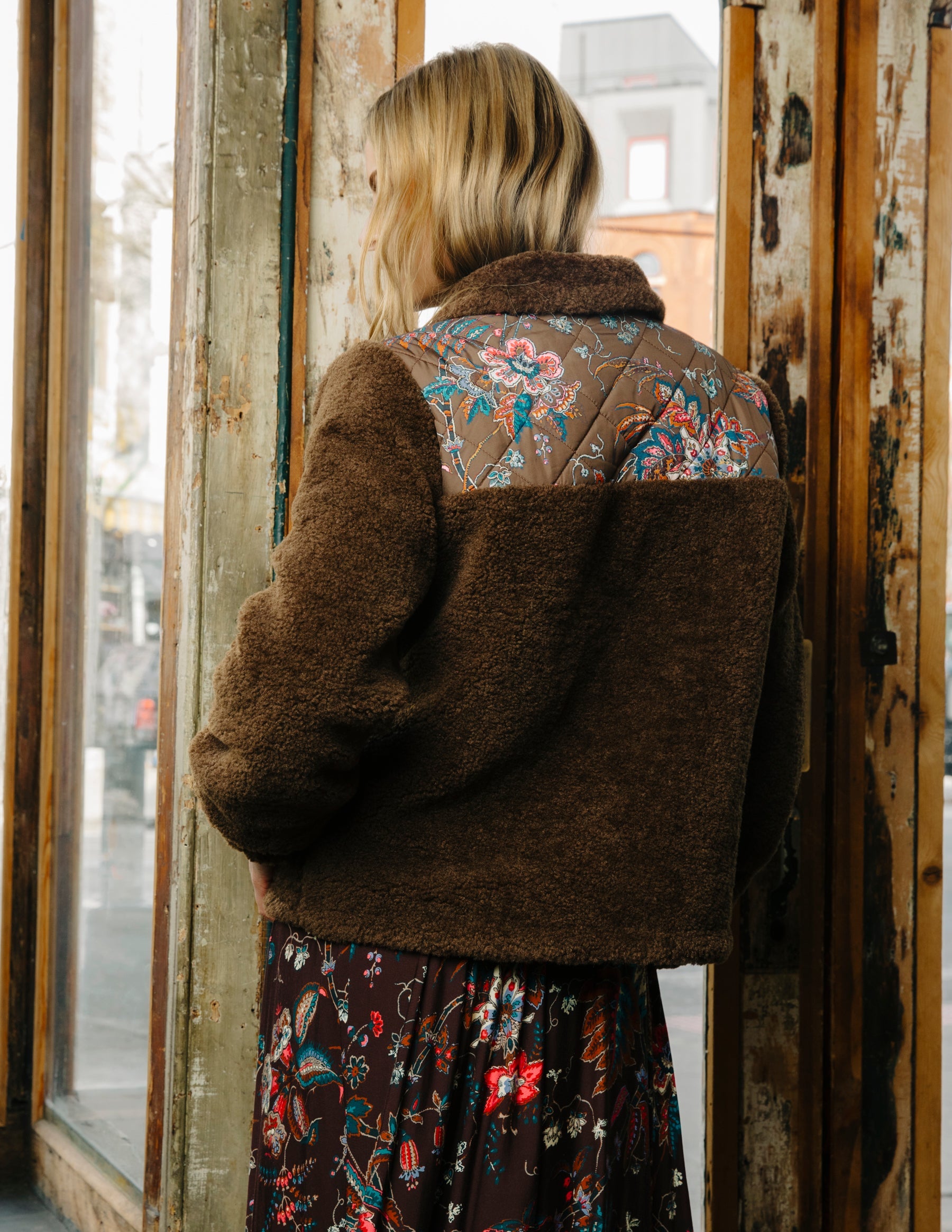FINLEY SHERPA JACKET IN CHARLOTTE FLORAL PRINT - Romi Boutique