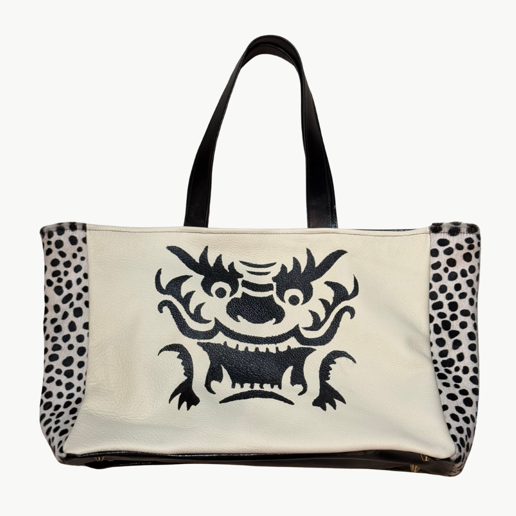 MAHJONG GAMER TOTE IN BLACK BACK/CREAM - Romi Boutique