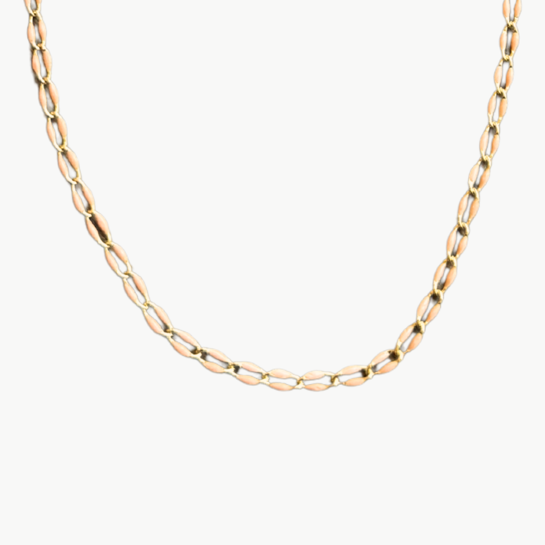 OVAL LINK NECKLACE IN SHRIMP by Marit Rae - Romi Boutique