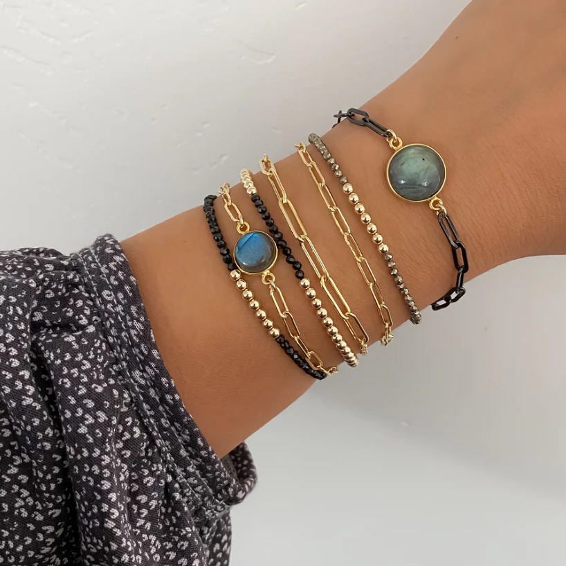 MEG BRACELET IN BLACK SPINEL by Maya Bauman - Romi Boutique