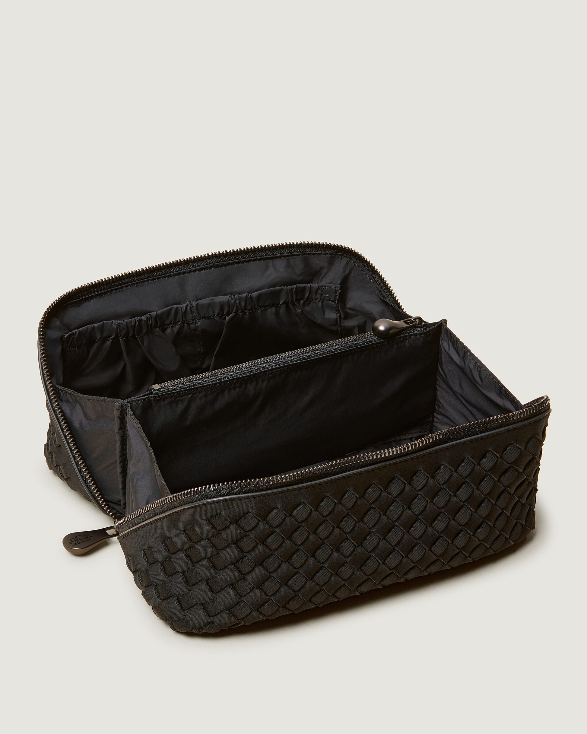 CARAVAN MEDIUM COSMETIC CASE IN ONYX - Romi Boutique