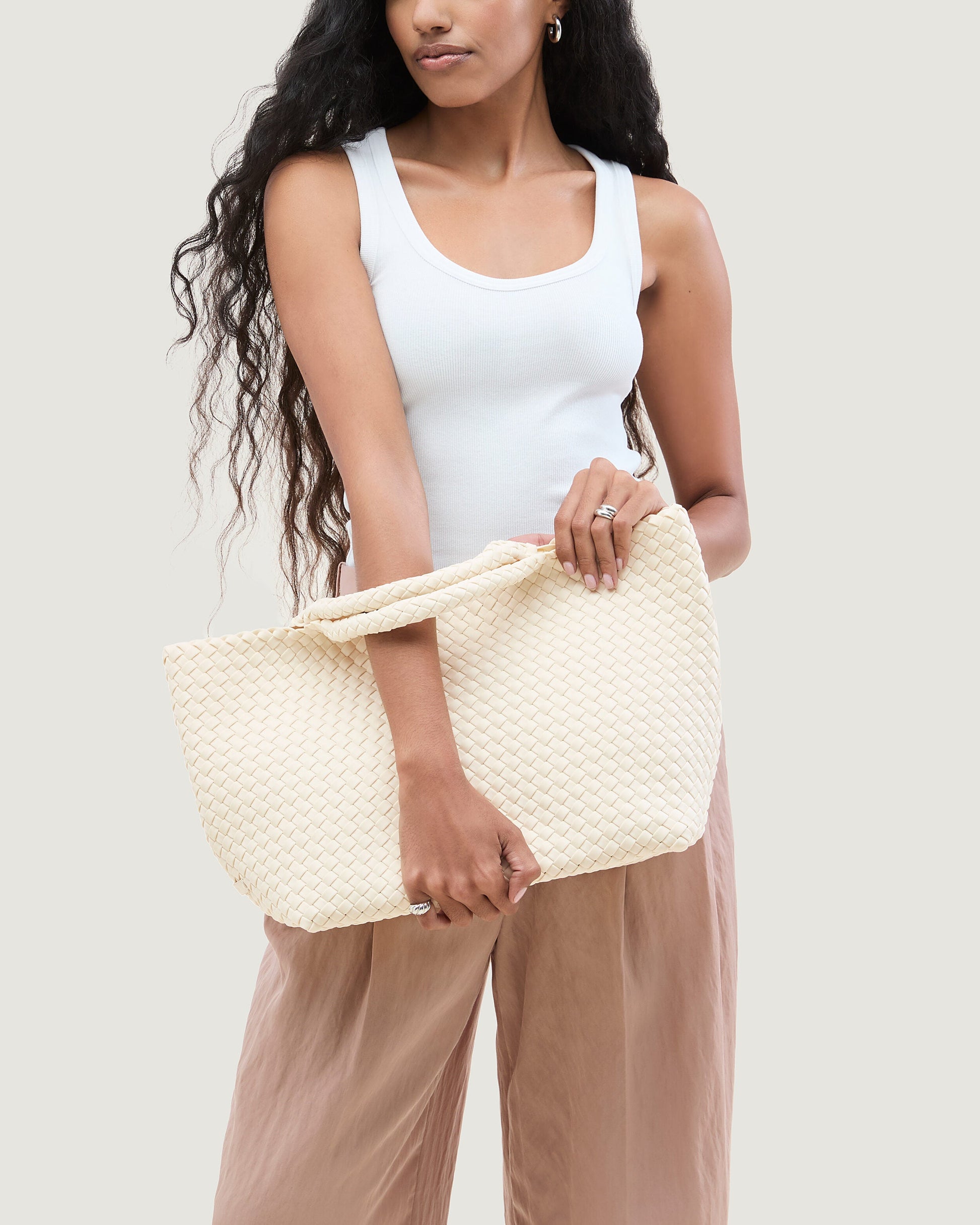 ST. BARTHS MEDIUM TOTE IN SALT - Romi Boutique