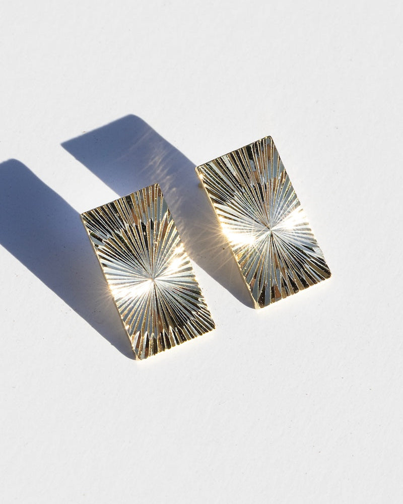 SUNRAY EARRINGS IN GOLD - Romi Boutique