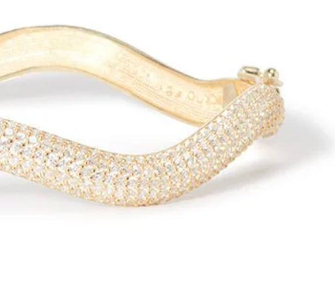 MELISSA BRACELET IN GOLD/WHITE - Romi Boutique