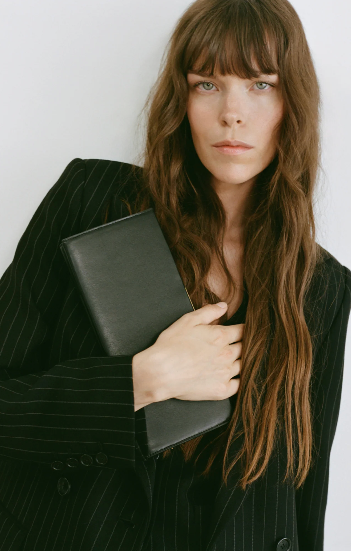 ANJELICA CLUTCH - Romi Boutique