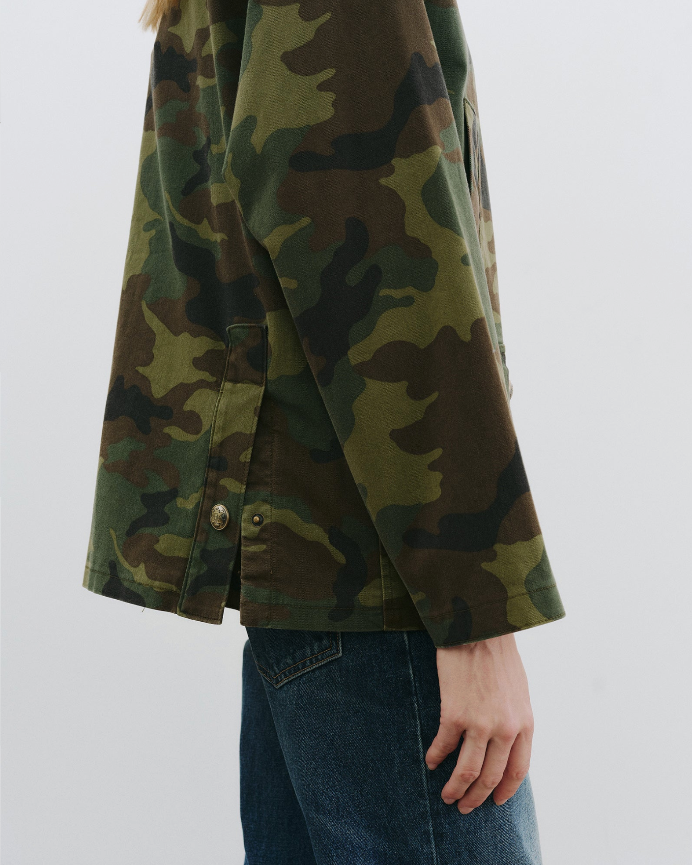 ANDREW PARKA IN CAMOFLAUGE - Romi Boutique
