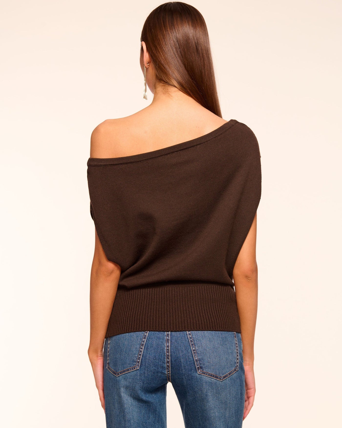 CHET MERINO OFF-THE-SHOULDER SWEATER IN BOHO BROWN