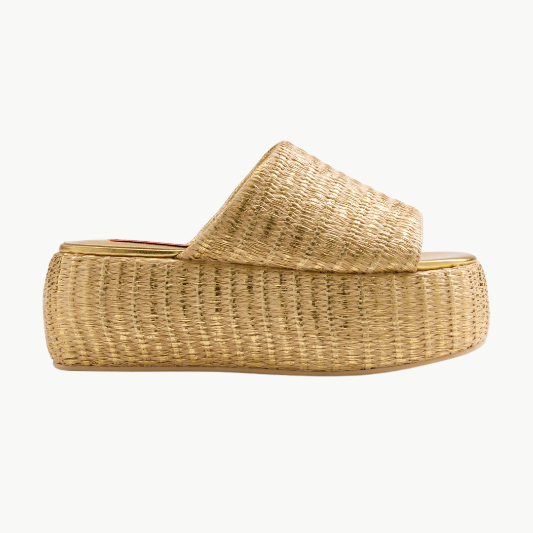 METALLIC RAFFIA CLOUDY PLATFORM IN GOLD/NATURAL - Romi Boutique