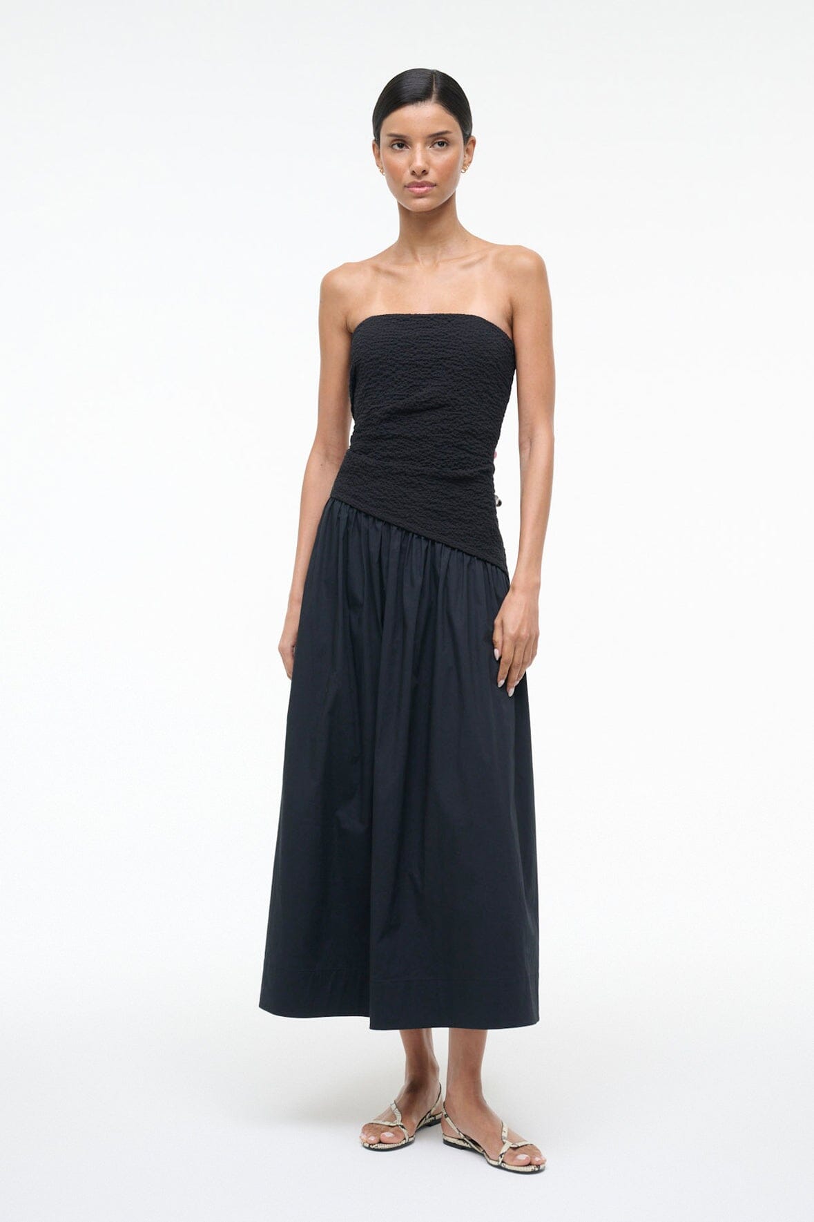 NIA DRESS IN BLACK - Romi Boutique