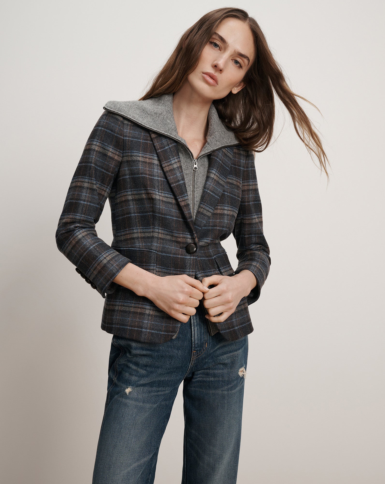 BEACH DICKEY IN MEDIUM HEATHER GREY - Romi Boutique